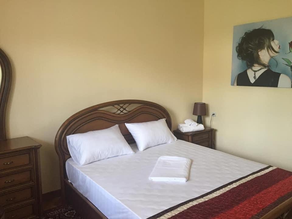 Holiday Home Yerevan Bagian luar foto