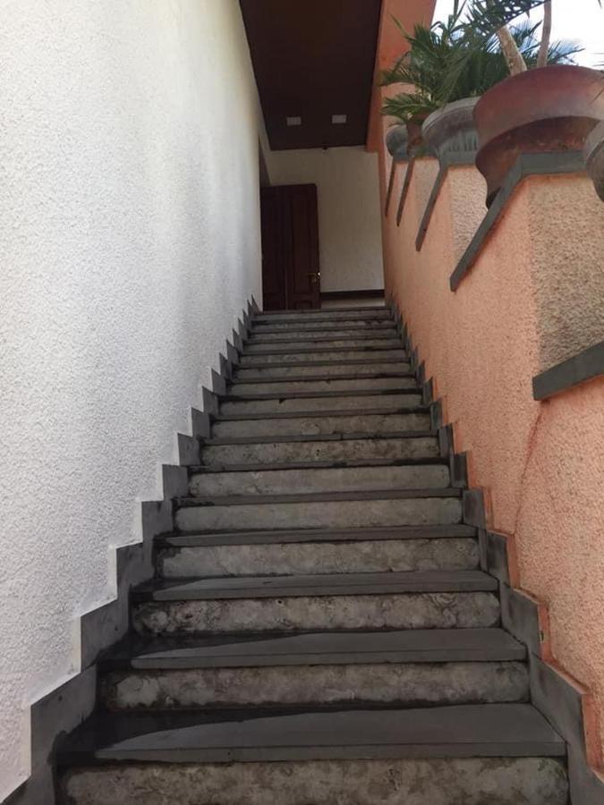 Holiday Home Yerevan Bagian luar foto