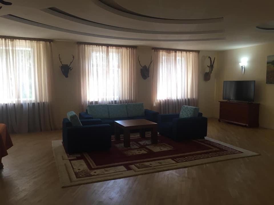 Holiday Home Yerevan Bagian luar foto